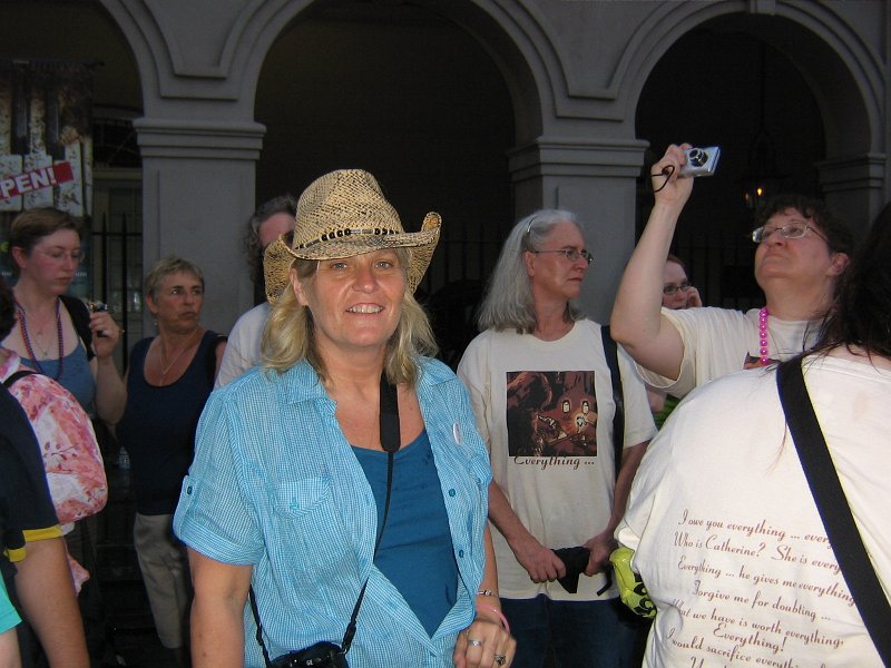 Cyndi, Carole, Laura.JPG